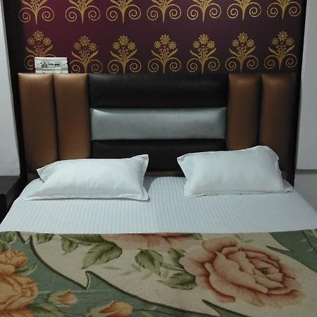 Hotel Euro International New Delhi Ngoại thất bức ảnh