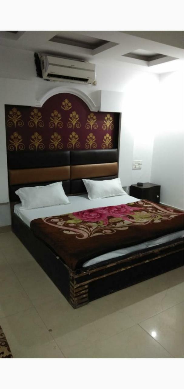 Hotel Euro International New Delhi Ngoại thất bức ảnh